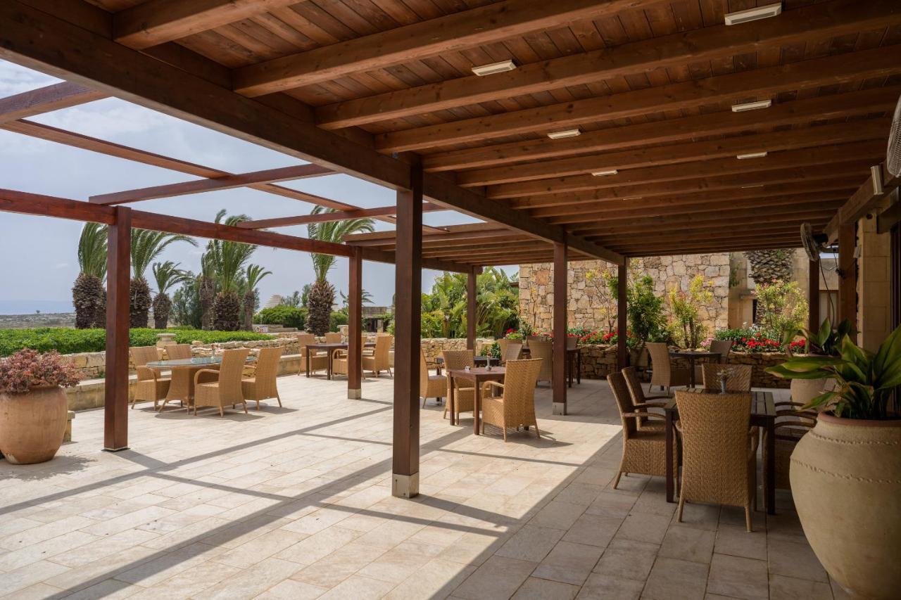 Ta' Cenc & Resort